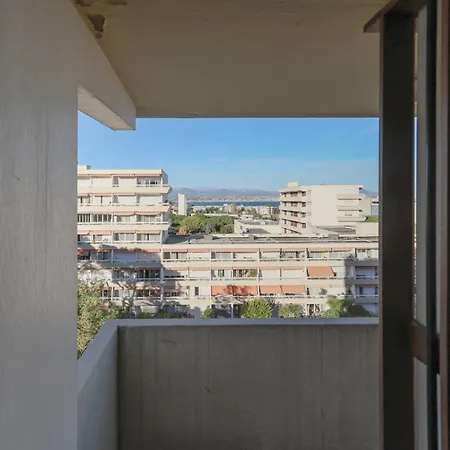 Apartmán Julius 6 Couchages, Parking Prive Antibes