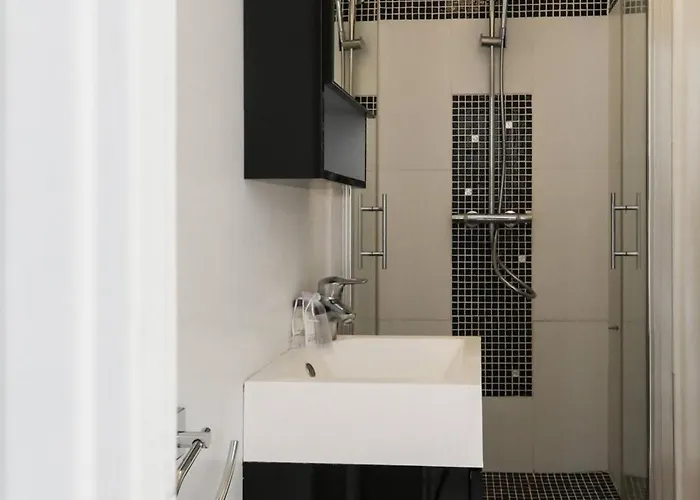 Julius 6 Couchages, Parking Prive 昂蒂布