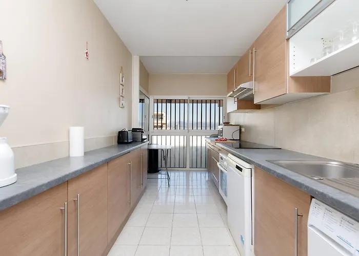 Julius 6 Couchages, Parking Prive * 昂蒂布