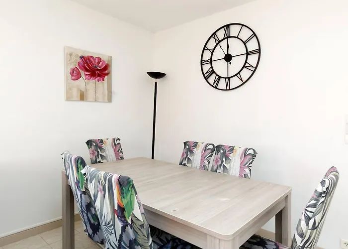 Apartman Julius 6 Couchages, Parking Prive Antibes